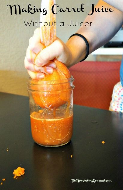 Wie man Karottensaft mit einem Blender