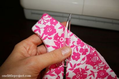 Comment faire des couches en tissu pour un bébé poupée