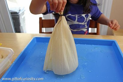 Comment faire des poupées de feuilles de maïs - Don de curiosité