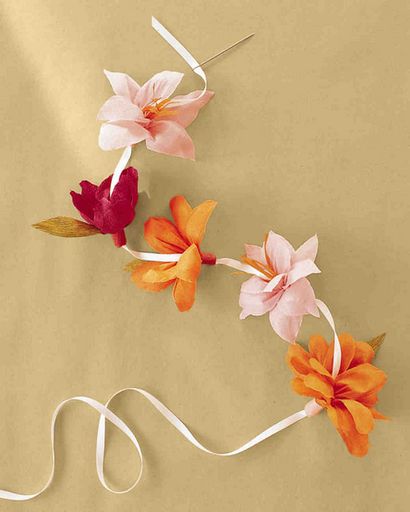 Comment faire des fleurs papier crépon, Martha Stewart Weddings