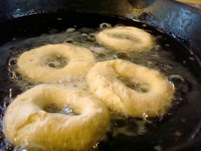 Comment faire Donuts l'aide d'un tube Biscuits