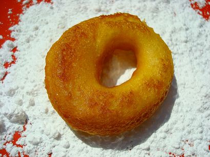 Comment faire Donuts l'aide d'un tube Biscuits