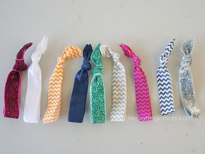 Comment faire élastiques cravate cheveux - Les poussins Crafting