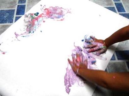Wie man Fingerfarben, Basteln für Kinder machen