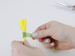 Comment faire des fleurs Utilisation du papier crépon, HGTV
