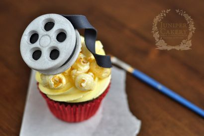 Comment faire Fondant le thème du cinéma Cupcake Toppers