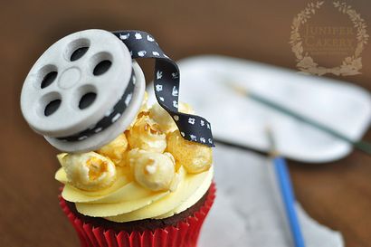 Comment faire Fondant le thème du cinéma Cupcake Toppers