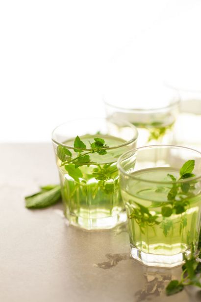 Wie man Fresh Mint Tea, Gourmande in der Küche machen