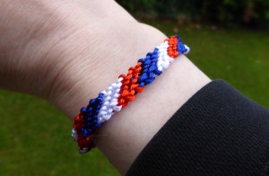 Comment faire des bracelets d'amitié - Blog Hobbycraft