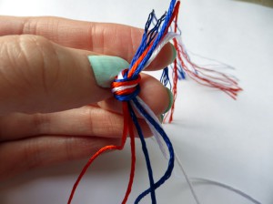 How To Make Freundschaftsbänder - Hobbycraft Blog