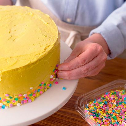 Wie man hausgemachte Funfetti Kuchen, Geschmack des Hauses