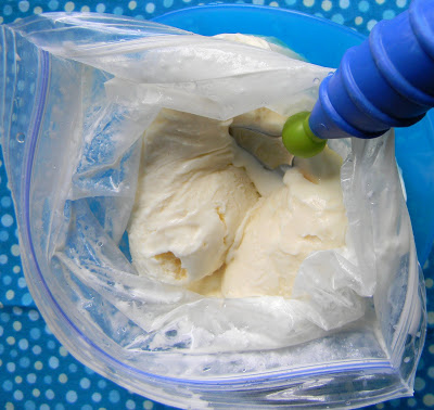 Comment faire de la crème glacée maison dans un sac en plastique