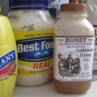 Comment faire du miel sauce à la moutarde - Saucy Ourse, Saucy Ourse