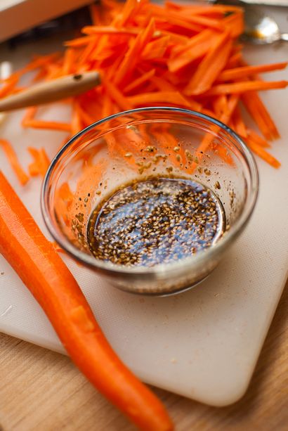 Comment faire Japchae (nouilles coréen Cellophane aux légumes - boeuf)