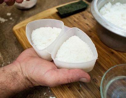 Comment faire onigiri (boulettes de riz japonais)