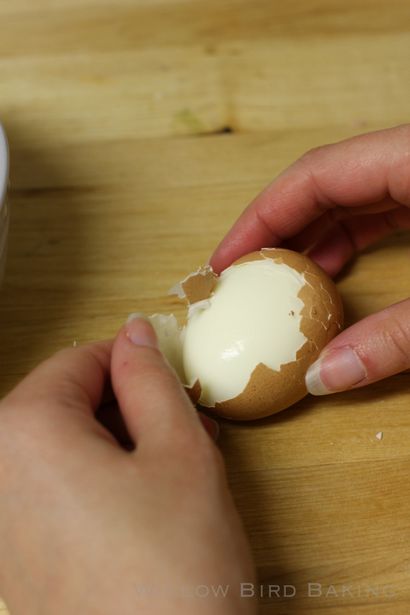 Wie man Perfect, Easy-to-Peel gekochte Eier - Willow Vogel Baking