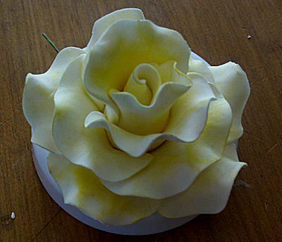 Wie perfekt, Gum Paste Roses Make