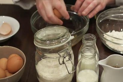 Harmlose Rezept für grundlegende Pfannkuchenteig - - Wie perfekt Pfannkuchenmischung von Grund auf neu machen Spiegel