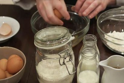 Comment faire mélange à crêpes parfait à partir de zéro - recette infaillible pour la pâte à crêpes de base - Miroir