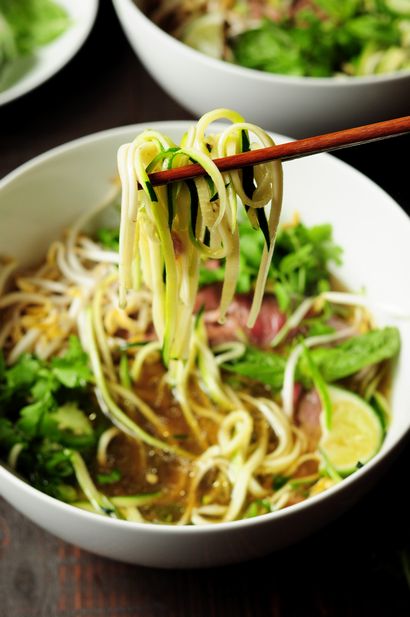 Comment faire Pho avec Zucchini nouilles - StreetSmart Cuisine