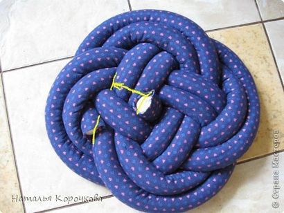Comment faire un oreiller de noeud chinois - Bricolages simples