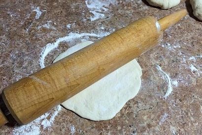 Comment faire du pain pita à partir de zéro - 5 étapes