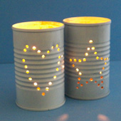 Comment faire Recycled Tin Can Bougeoirs - Décorations festives - Artisanat tante Annie