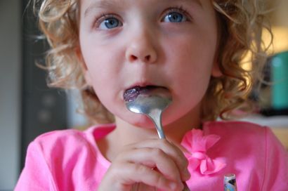 Comment faire Rock Candy sur un bâton, TinkerLab