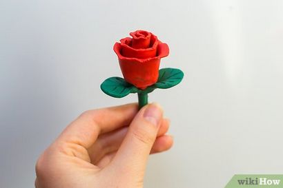 Comment faire des roses sur Fondant 14 étapes (avec photos)