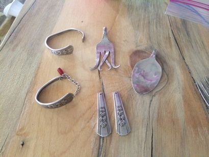Comment faire des bijoux Argenterie (comment faire des bijoux de l'argenterie à la maison avec des outils communs) Comment faire des bijoux Argenterie