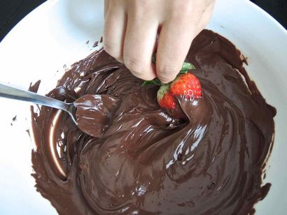 Comment faire simples fraises enrobées de chocolat