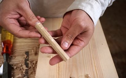 Wie man starke Holzpflöcken Without A ANKER Stellen