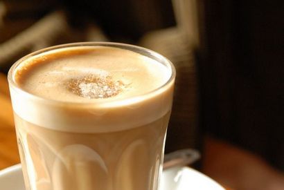 Wie Sie die perfekte Hausgemachte Latte Make - Bio-Behörde
