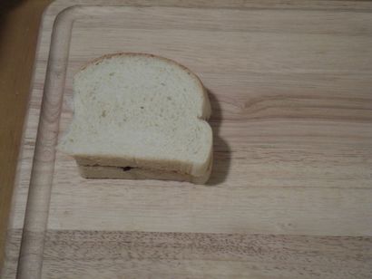 Comment faire le sandwich au beurre d'arachide parfait et Jelly 6 étapes (avec photos)