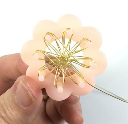 Comment faire Fil Fleur Boucles d'oreilles en utilisant un mini Loom fleur ~ Le perlage Gem Journal s
