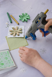 Comment faire vos propres cartes de Noël, babioles, guirlandes et décorations - Derniers communiqués de presse -