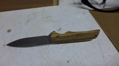 Comment faire vos propres échelles de poignée de couteaux sur mesure