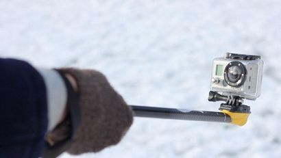 Wie Sie Ihre eigenen GoPro Kamera Masthalter (AKA GoPole) Mit Sugru machen und einen Stick - GoPro