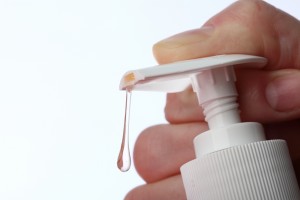 Wie Sie Ihre eigene Hand Sanitizer - 2 Einfache Rezepte, Wake Up Welt