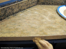 Comment peindre Countertops ressemblant Granite à une fraction du coût, Le Homebuilding
