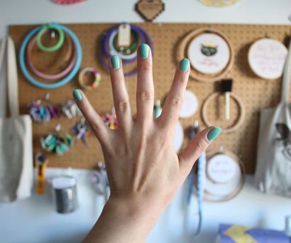 Wie Sie Ihre Nägel 9 Schritte (mit Bildern) malen