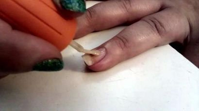 Comment peindre vos ongles avec ces 5 étapes
