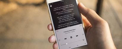 Wie deutsche Übersetzung auf dem iPhone zu sehen, während die Musik hören