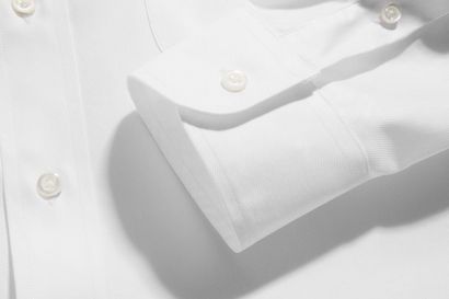 Comment Amidon Shirts Tout comme la lessive à la maison