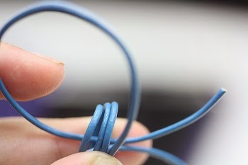 Comment attacher un noeud de glisser pour faire un bracelet réglable - Perle du monde