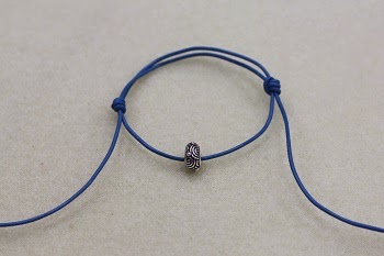 Comment attacher un noeud de glisser pour faire un bracelet réglable - Perle du monde