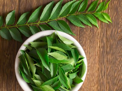 Comment faire pour utiliser le jus Curry Leaf (Kadi Patta) Pour Gastric problème - Diarrhée