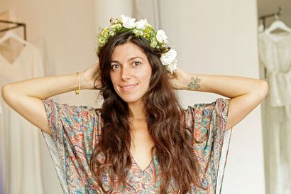 Comment porter des couronnes de fleurs sans ressembler à une demoiselle d'honneur - le New York Times