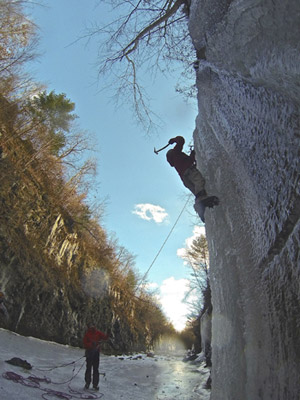 Ice Climbing - wie, um loszulegen, Eastern Mountain Sports