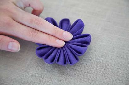 Japonais Kanzashi fleur en tissu Tutoriel